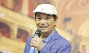 Nghệ sĩ Trần Hiếu nhập viện Nghệ sĩ Trần Hiếu nhập viện