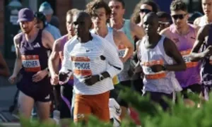 Áo chạy của Kipchoge tại New York Marathon có gì đặc biệt?